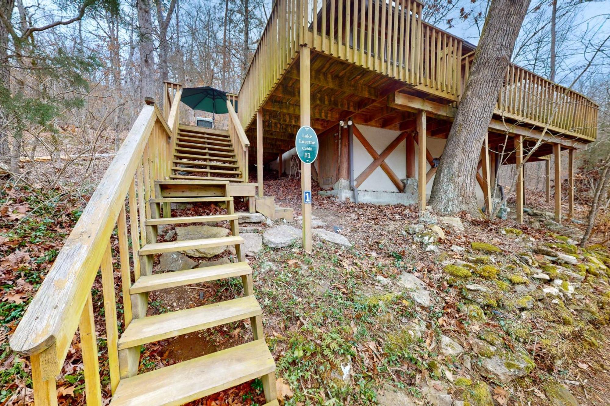 Lake Lucerne - Treehouse Cabin #01 Eureka Springs Luaran gambar